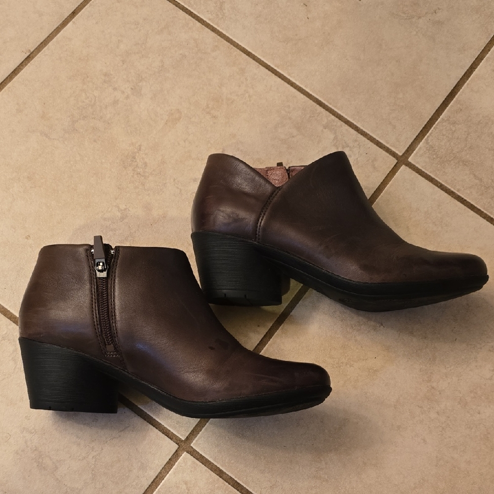 Dansko Dark Brown Comfortable Ankle Boots